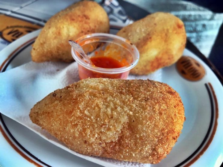 Bar Veloso - melhor coxinha de sp