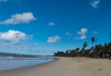 Viajar para Trancoso gastando pouco Praia em Trancoso - Viajar para Trancoso gastando pouco