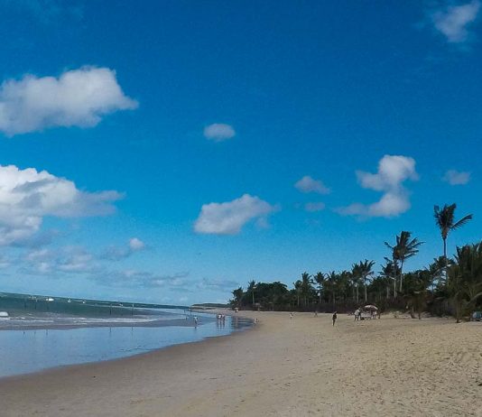 Viajar para Trancoso gastando pouco Praia em Trancoso - Viajar para Trancoso gastando pouco