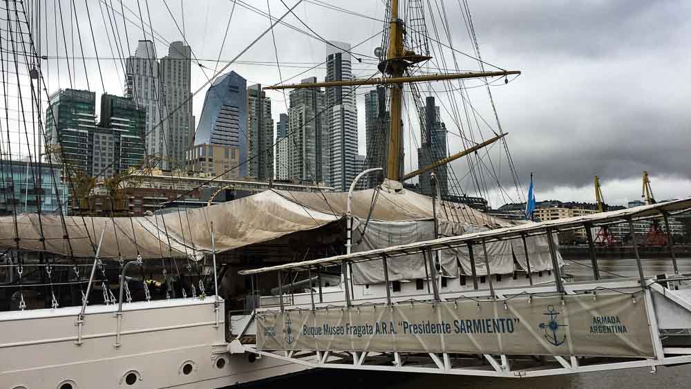 entrada fragata sarmiento