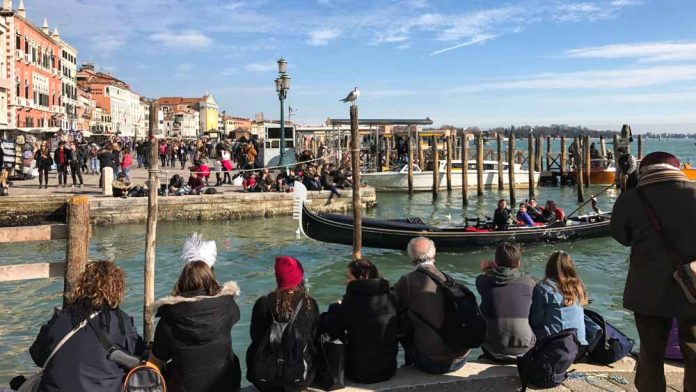 Veneza-vista-canal vista-venera