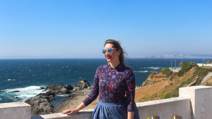 vista-mirante-valparaiso-Tatiana-Cheap-Trip blogueira-tatiana-prata-tour-snow-tours-valparaiso-chile