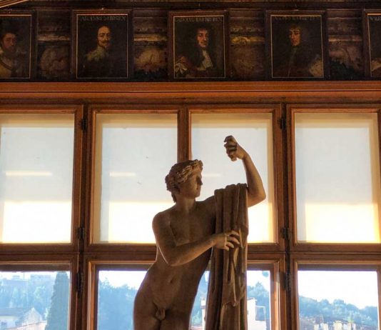 Galeria Uffizi: TUDO sobre o museu MAIS importante de Florença galeria uffizi vista