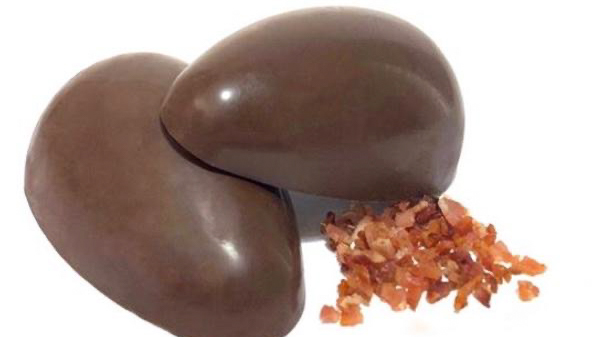 ovo de brigadeiro com bacon pretto chocolates