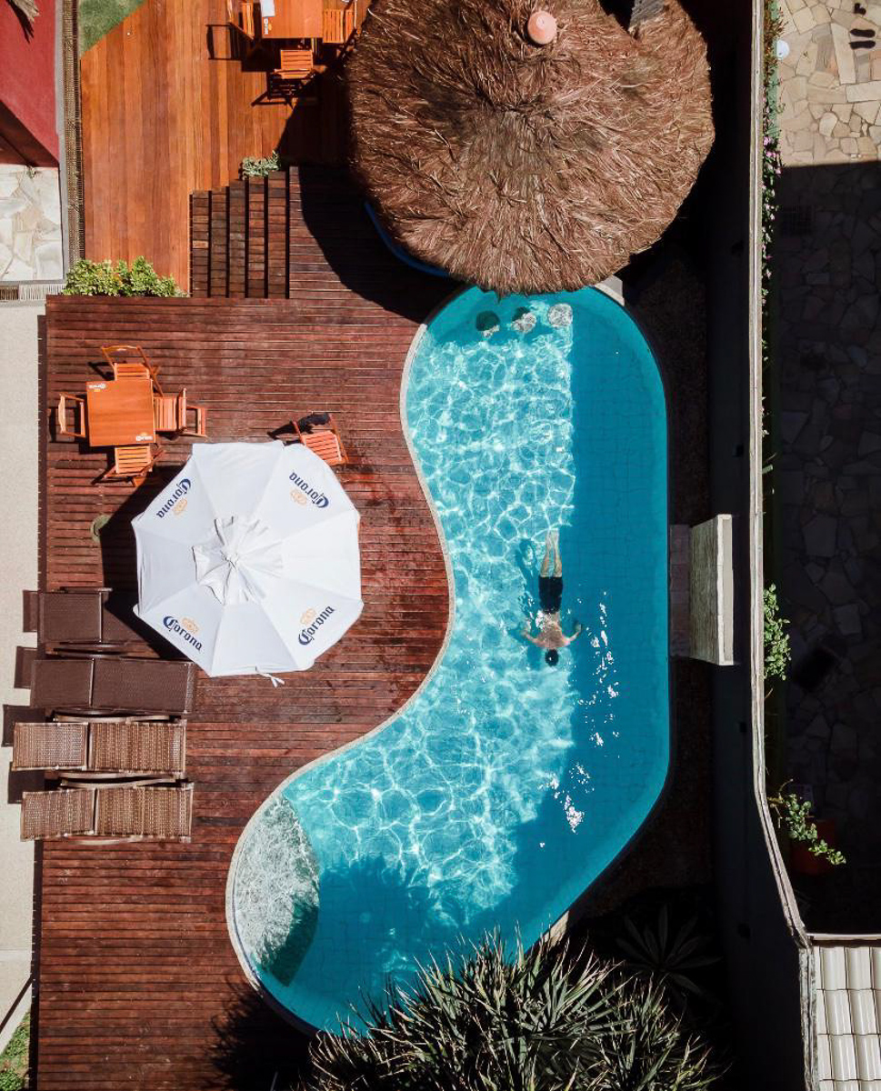 piscina pier beach club