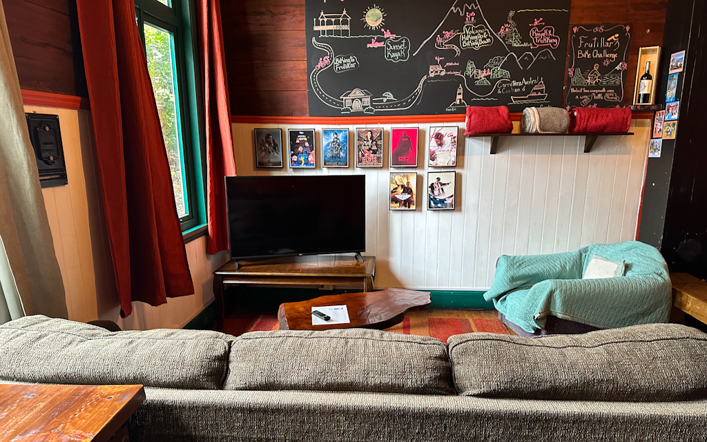 sala Mapatagonia hostel em Puerto Varas