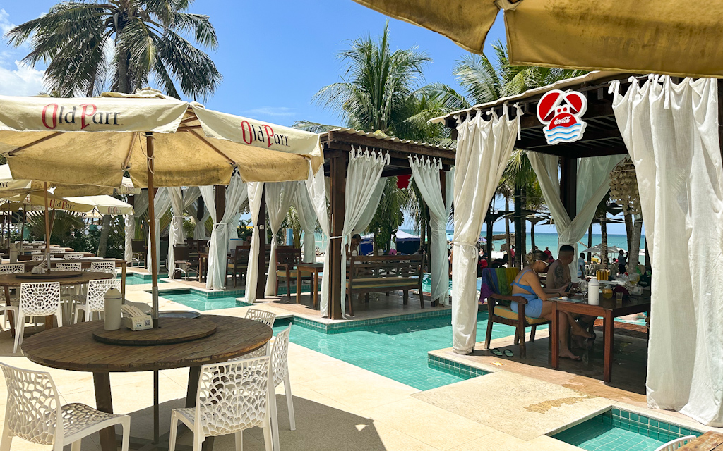 semi lounge chico do caranguejo em cumbuco