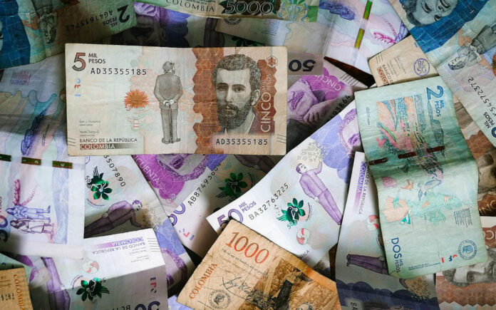 qual moeda levar para colombia que moeda levar para a colombia